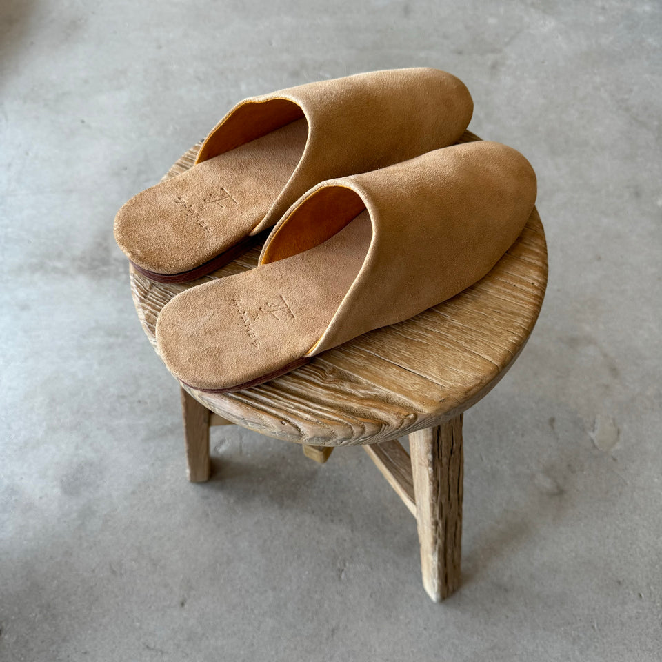 Harvey Mules (Suede) – byJAMES
