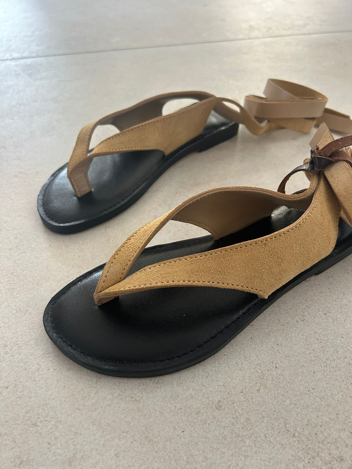 Danny Sandal
